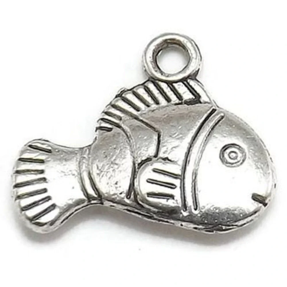 10pcs Clownfish‎ Charms silver tone clown fish ocean life, jewelry supplies